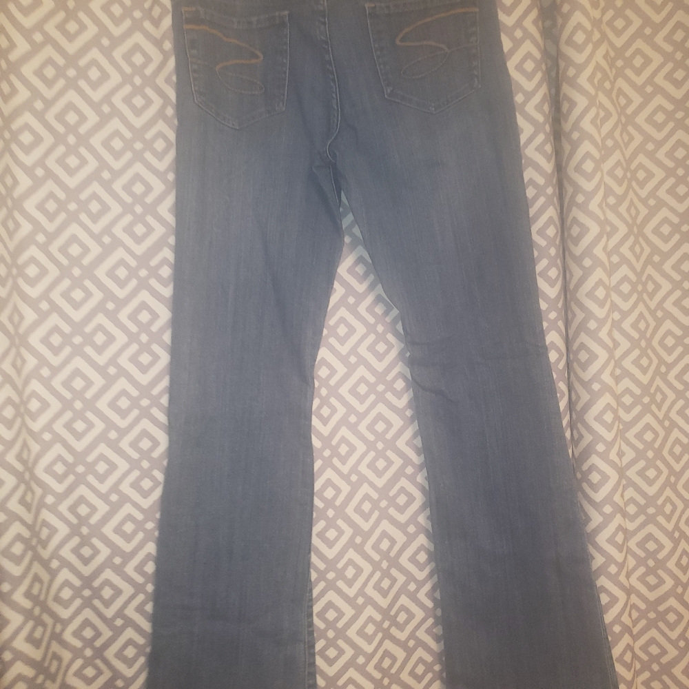 Blue jeans - Picture 2 of 4
